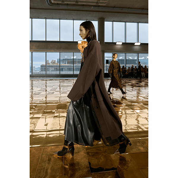 Ulla Johnson Aninda Leather Midi Skirt Noir