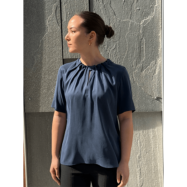 Amuse Linda Blouse Navy